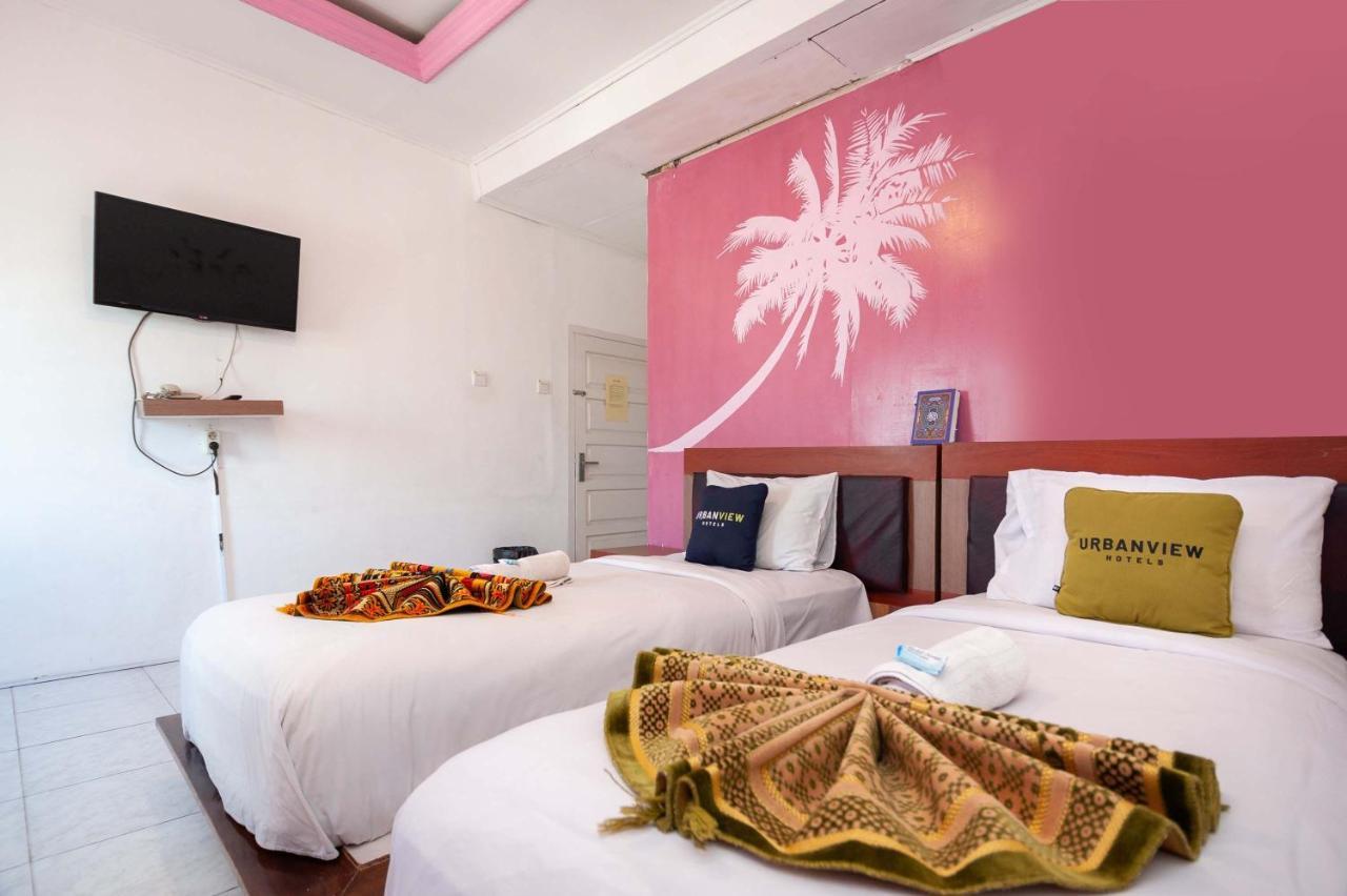 Urbanview Hotel Ananda Syariah By Reddoorz Bukittinggi Dış mekan fotoğraf