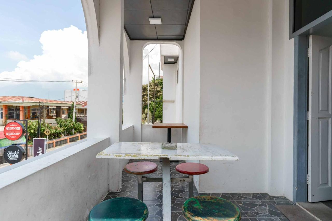 Urbanview Hotel Ananda Syariah By Reddoorz Bukittinggi Dış mekan fotoğraf