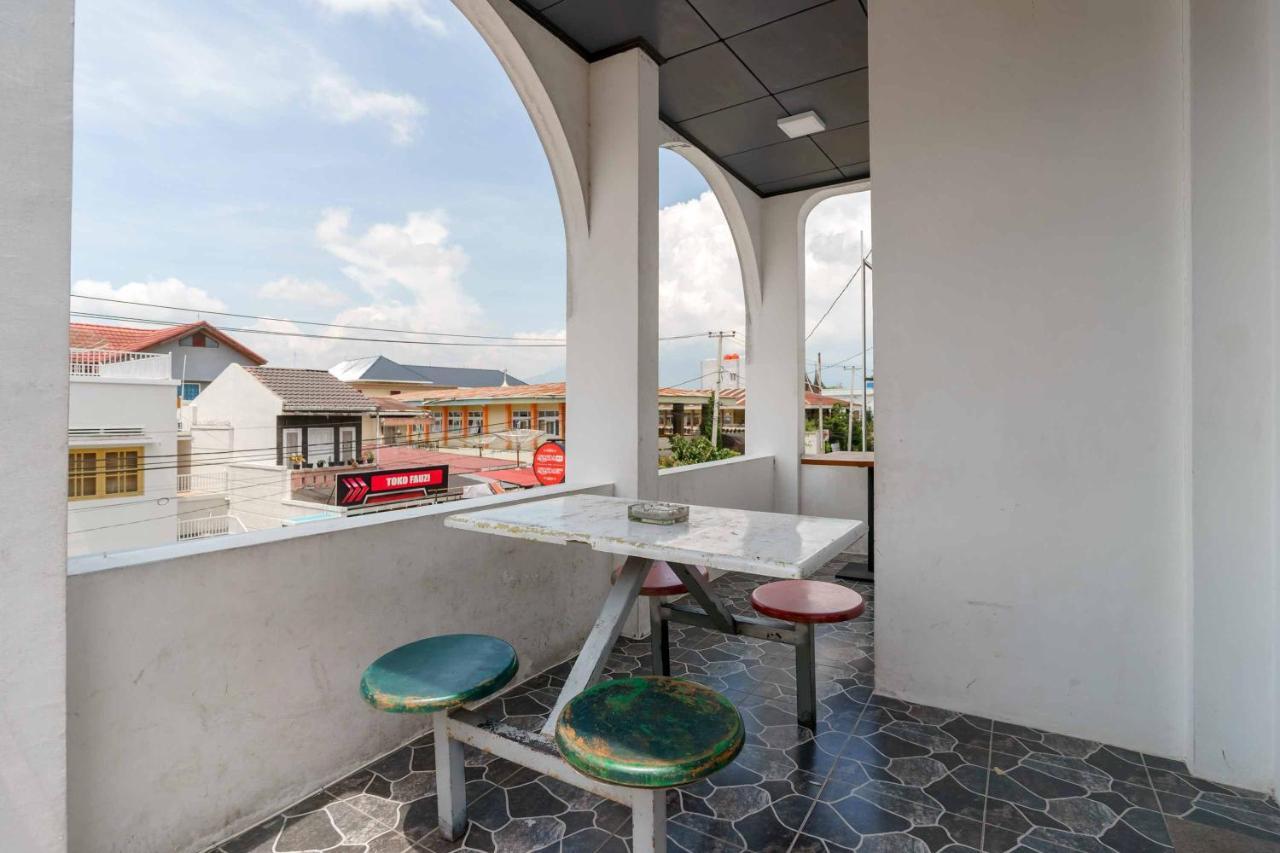 Urbanview Hotel Ananda Syariah By Reddoorz Bukittinggi Dış mekan fotoğraf